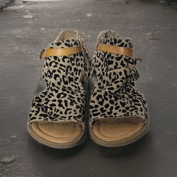 Blowfish Malibu Brisa 2 Peep Toe Ankle Animal Print Sandals Women's Size 7 NWOB - Picture 3 of 7